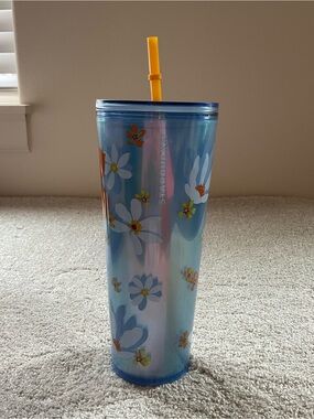 Nwt Starbucks Spring 24 oz shimmery blue floral tumbler New